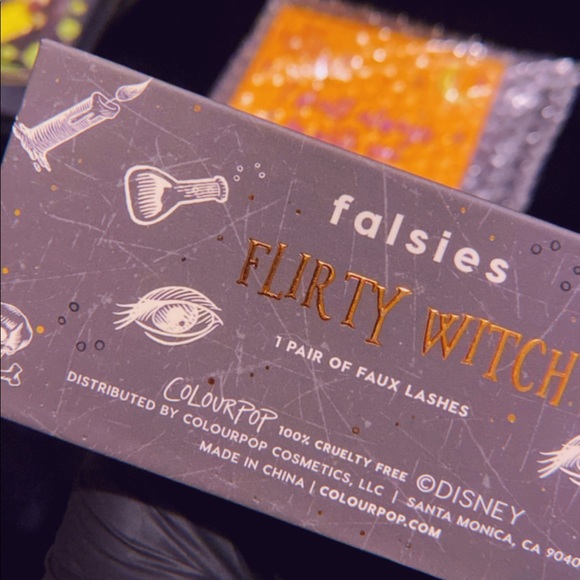 Colourpop x Disney licensed Hocus Pocus Flirty Witch Sarah Collection - Picture 11 of 14